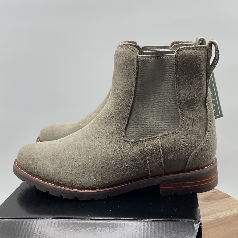 Ariat Wexford H2O Waterproof Chelsea Boots Silver Sage Suede Women 6.5B 10044549